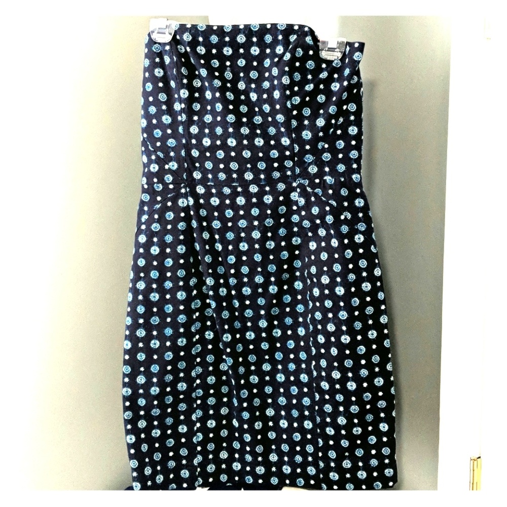 Strapless dress